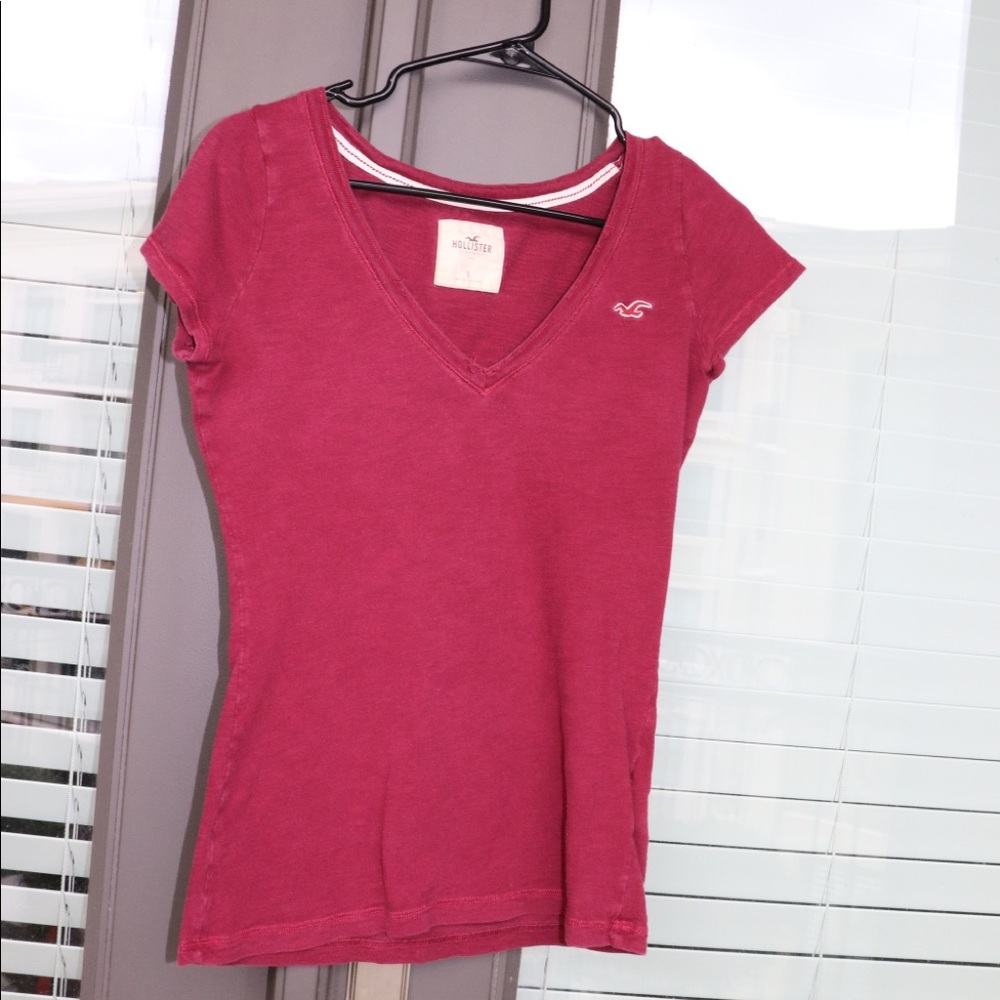 Hollister V-neck Shirt